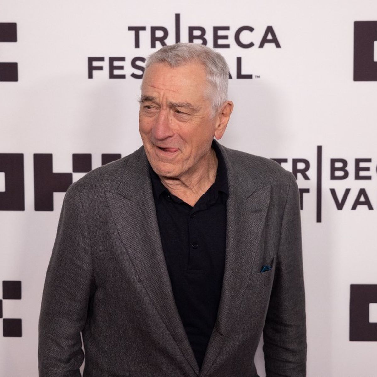 Une cambrioleuse récidiviste arrêtée sous le sapin de Noël de Robert De Niro