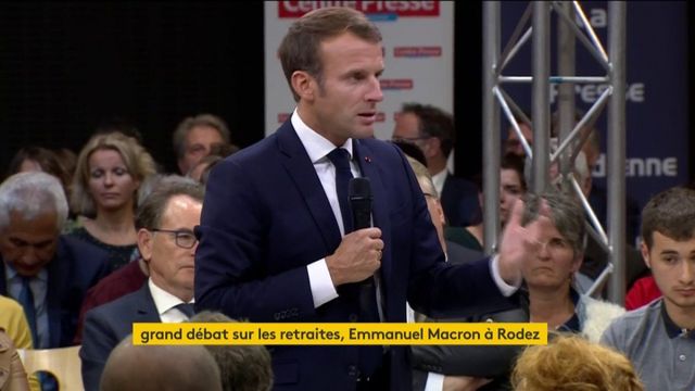 Emmanuel Macron sur le régime spécial des avocats