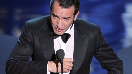 Jean Dujardin lors de la 84e c&eacute;r&eacute;monie des Oscars, &agrave; Los Angeles (Etats-Unis), le 27 f&eacute;vrier 2012. (- / GETTY IMAGES NORTH AMERICA)