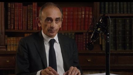 Eric Zemmour, dans sa vidéo de déclaration de candidature à la présidentielle, le 30 novembre 2021. (YOUTUBE / AFP)