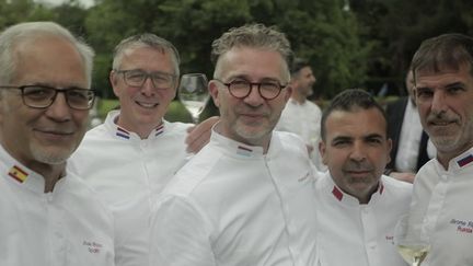 Gastronomie et diplomatie : le rendez-vous des chefs ​cuisiniers des chefs ​d'État. (FRANCE 2)