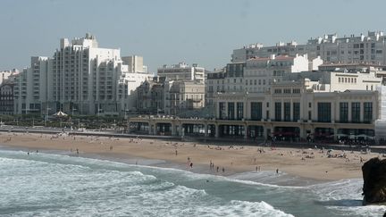 La plage de Biarritz en 2017.&nbsp; (IROZ GAIZKA / AFP)