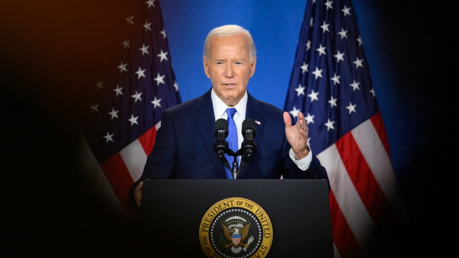 Joe Biden wird nach gescheitertem Start in den Wahlkampf kritisiert und verspricht Substanz, macht aber gegenüber der Presse große Ausrutscher