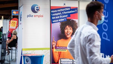 Un salon Travail Avenir Formation à Perpignan (Pyrénées-Orientales), le 2 septembre 2021.&nbsp; (ARNAUD LE VU / HANS LUCAS / AFP)