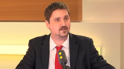 Laurent&nbsp;Brun, secrétaire général de la CGT-Cheminots, invité de l'interview éco le 7 mai 2018. (FRANCEINFO)