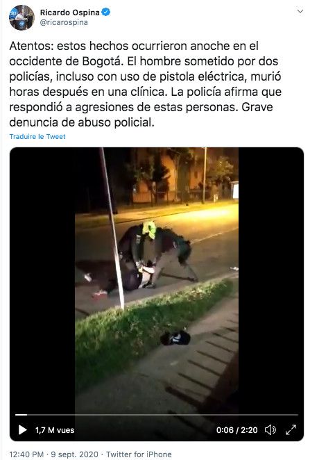 Capture d’écran d’une vidéo postée sur le compte Twitter @ricarospina montrant l’arrestation&nbsp;de&nbsp;Javier Ordóñez&nbsp;à Bogota (Colombie), le 9 septembre 2020. (TWITTER)