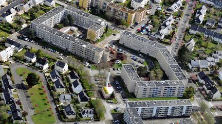 Des logements dans la ville de Vannes (Morbihan), le 11 avril 2012. (RICHARD VILLALON / MAXPPP / BELPRESS)