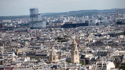 Une vue de Paris en juin 2019.&nbsp; (AURELIEN MORISSARD / MAXPPP)