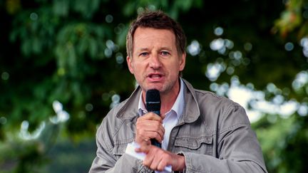 Le député européen écologiste Yannick Jadot prend la parole lors du lancement du mouvement du socialiste Benoît Hamon à Paris, le 1er juillet 2017. (CITIZENSIDE/DENIS PREZAT / CITIZENSIDE)