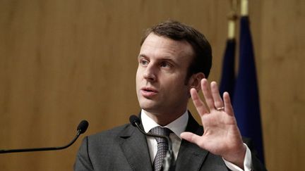 &nbsp; (Emmanuel Macron, le ministre de l'Économie, veut assouplir les règles du temps de travail© MAXPPP)