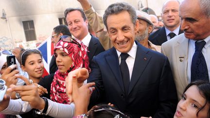 Nicolas Sarkozy, alors pr&eacute;sident de la R&eacute;publique fran&ccedil;aise, le 15 septembre 2011 &agrave; Benghazi (Libye). (STEFAN ROUSSEAU / POOL)