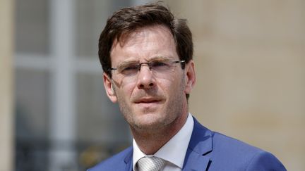 Le maire (PS) de Rouen, Nicolas Mayer-Rossignol, devant l'Élysée, le 4 juillet 2023. (LUDOVIC MARIN / AFP)