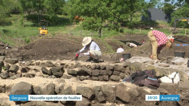 Une campagne de fouilles estivale sur le site de Gergovie