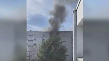 Nantes : un bébé et ses parents sauvés d’un incendie par un groupe de jeunes (FRANCE 2)