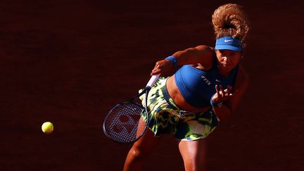 Naomi Osaka lors de sa victoire face à Anastasia Potapova lors du premier tour du tournoi WTA 1000 de Madrid, le 29 avril 2022. (JUANJO MARTIN / EFE)