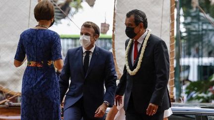 Emmanuel Macron, à Papeete, le 27 juillet 2021. (LUDOVIC MARIN / AFP)