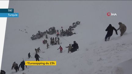 Avalanche meurtrière en Turquie (FRANCEINFO)