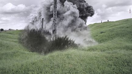 Explosion d'une mine. Montage image couleur au fort de Vaux pr&egrave;s de Verdun (Meuse), 2013. (GUILLAUME AMAT / SIGNATURES)