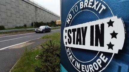 Brexit : le spectre du conflit nord-irlandais planne sur la frontière