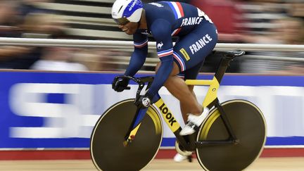 Grégory Baugé lors de la vitesse individuelle (ERIC FEFERBERG / AFP)