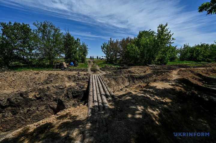 A network of Ukrainian trenches at an unidentified location in the Zaporizhia region on May 17, 2023. (UKRINFORM)