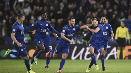 Albrighton peut savourer : son deuxième but libère Leicester. (OLI SCARFF / AFP)