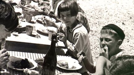 Un cliché du photographe Willy Ronis visible au musée de Pont-Aven jusqu'au 28 mai 2023. (France Télévisions)