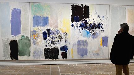 "Chasse interdite" (1973) de Joan Mitchell, exposé au Fonds Hélène et Edouard Leclerc à Landerneau (Finistère, décembre 2018)
 (Fred Tanneau / AFP)