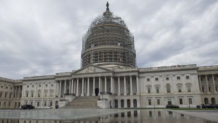 Le Capitole, qui abrite le Congr&egrave;s am&eacute;ricain, &agrave; Washington, la capitale f&eacute;d&eacute;rale am&eacute;ricaine, le 5 d&eacute;cembre 2014. (SAUL LOEB / AFP)