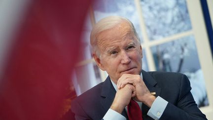 Le président américain Joe Biden à la Maison Blanche, à Washington (Etats-Unis), le 4 janvier 2022. (MANDEL NGAN / AFP)