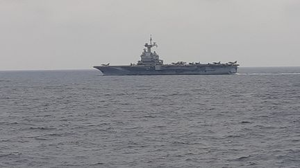 Le porte-avions "Charles de Gaulle" en mission en Méditerranée orientale, au large des côtes syriennes, mi-mars 2019. (FRANCK COGNARD / RADIO FRANCE)