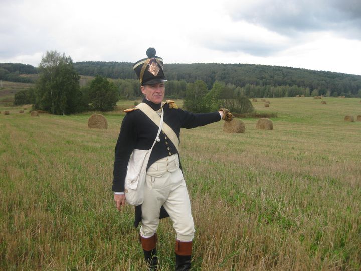 Henri Caporali en uniforme de capitaine du 18e r&eacute;giment d'infanterie de ligne du Premier Empire, lors d'un voyage sur les traces de la bataille de Russie en 2012. (HENRI CAPORALI)