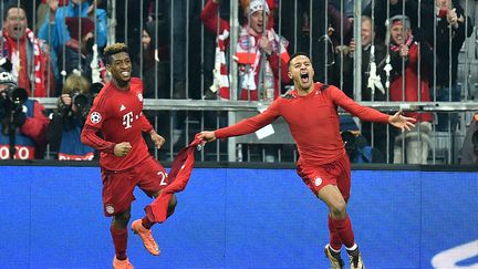 La joie de Kingsley Coman et Thiago Alcantara (CHRISTOF STACHE / AFP)