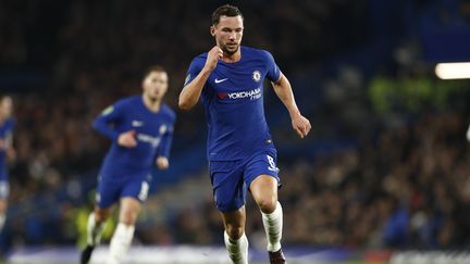 Danny Drinkwater, sur la pelouse du Stamford Bridge, à Londres (RoyaumeUni), le 10 janvier 2018. (ADRIAN DENNIS / AFP)