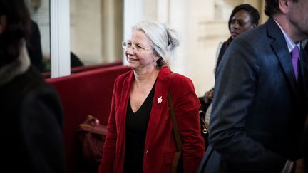 La députée LREM de l'Oise Agnès Thill, le 20 février 2019, dans les couloirs de l'Assemblée nationale à Paris. (NICOLAS MESSYASZ / SIPA)