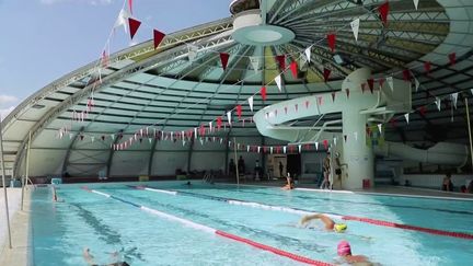 Piscines municipales&nbsp;: des établissements ferment certains jours pour faire des économies d’énergie (France 2)