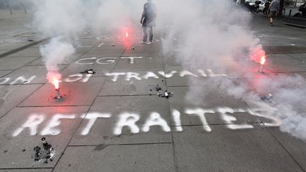 Manifestation contre la loi travail à Bordeaux le 9 juin 2016. (NICOLAS TUCAT / AFP)