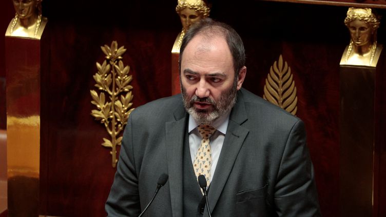 Le ministre de la Santé, François Braun, dans l'hémicycle de l'Assemblée nationale, à Paris, le 21 novembre 2022. (GEOFFROY VAN DER HASSELT / AFP)