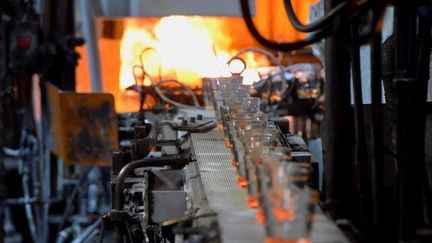 L'usine Duralex, à&nbsp;La Chapelle-Saint-Mesmin&nbsp;(Loiret), le 1er juillet 2021. (GUILLAUME SOUVANT / AFP)