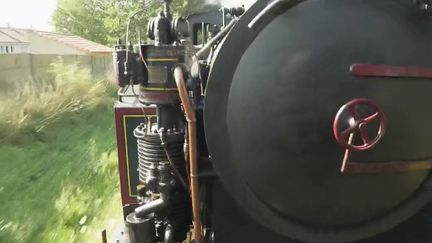 En Vendée, il est possible de monter à bord de vieilles locomotives. Une manière de voyager dans le temps tout en découvrant des lieux magnifiques. (CAPTURE ECRAN FRANCE 3)