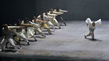 "Sun" par Hofesh Shechter
 (Gabriele Zucca)