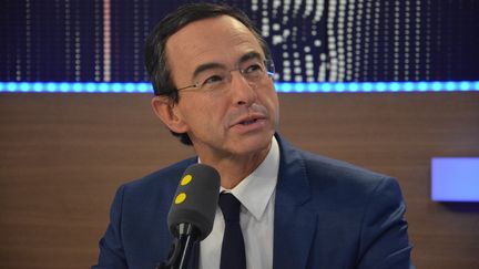 Bruno Retailleau, président du groupe Les Républicains au Sénat, invité de franceinfo le 28 novembre 2016. (JEAN-CHRISTOPHE BOURDILLAT / FRANCEINFO / RADIO FRANCE)