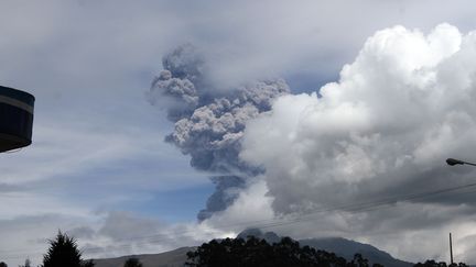 Volcan Cotopaxi : la population voisine en danger