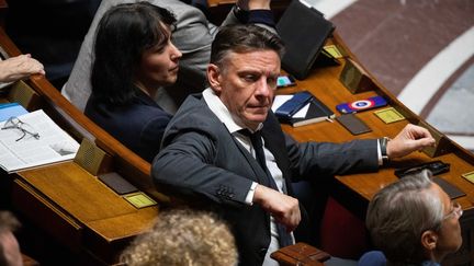 Comme plusieurs autres députés ces derniers jours, le député du Gard Philippe Berta (ci-contre&nbsp;à l'Assemblée nationale le 28 mai 2019) a&nbsp;reçu des menaces de mort, le 26 novembre 2021, en lien avec ses prises de positions sur le Covid-19.&nbsp; (CHRISTOPHE MORIN / MAXPPP)