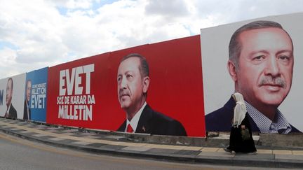 Référendum en Turquie : à Istanbul, l'économie s'essouffle