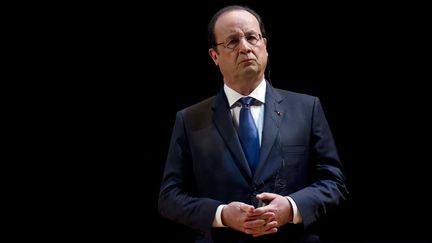 Fran&ccedil;ois Hollande, au mus&eacute;e du Louvre, &agrave; Paris, le 29 avril 2014. (ALAIN JOCARD / AFP PHOTO)