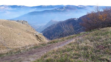 Paysage en haut du sommet du Hohneck dans le massif des Vosges. (NATHALIE BROUTIN / FRANCE-BLEU SUD LORRAINE)