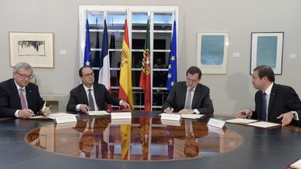 Le pr&eacute;sident Fran&ccedil;ois Hollande, le 4 mars 2015 &agrave; Madrid. (GERARD JULIEN / AFP)