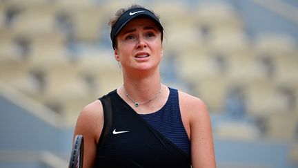 Elina Svitolina a été sortie au 3e tour de Roland-Garros par la Tchèque Barbora Krejcikova samedi 5 juin 2021. (MARTIN BUREAU / AFP)