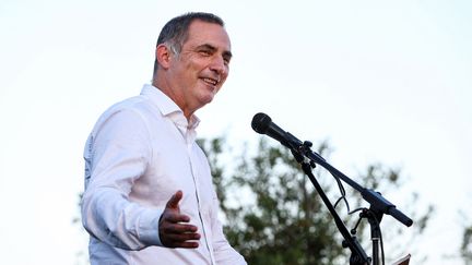 Le président autonomiste du conseil exécutif de Corse, Gilles Simeoni, le 13 juin 2021, à Ajaccio (Corse-du-Sud). (PASCAL POCHARD-CASABIANCA / AFP)